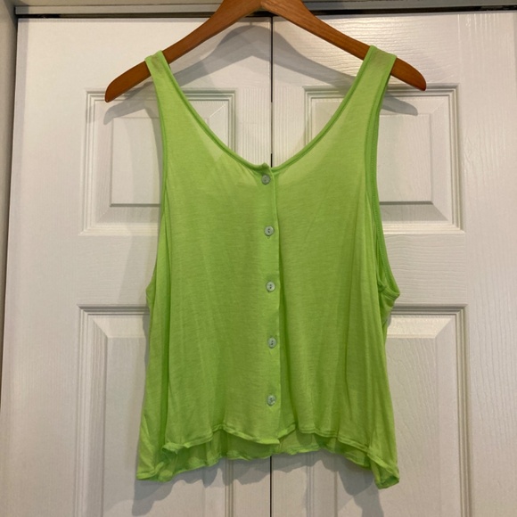Lime Green Crop Flowy Tank Top, Button Down Back. One Size - Picture 2 of 6
